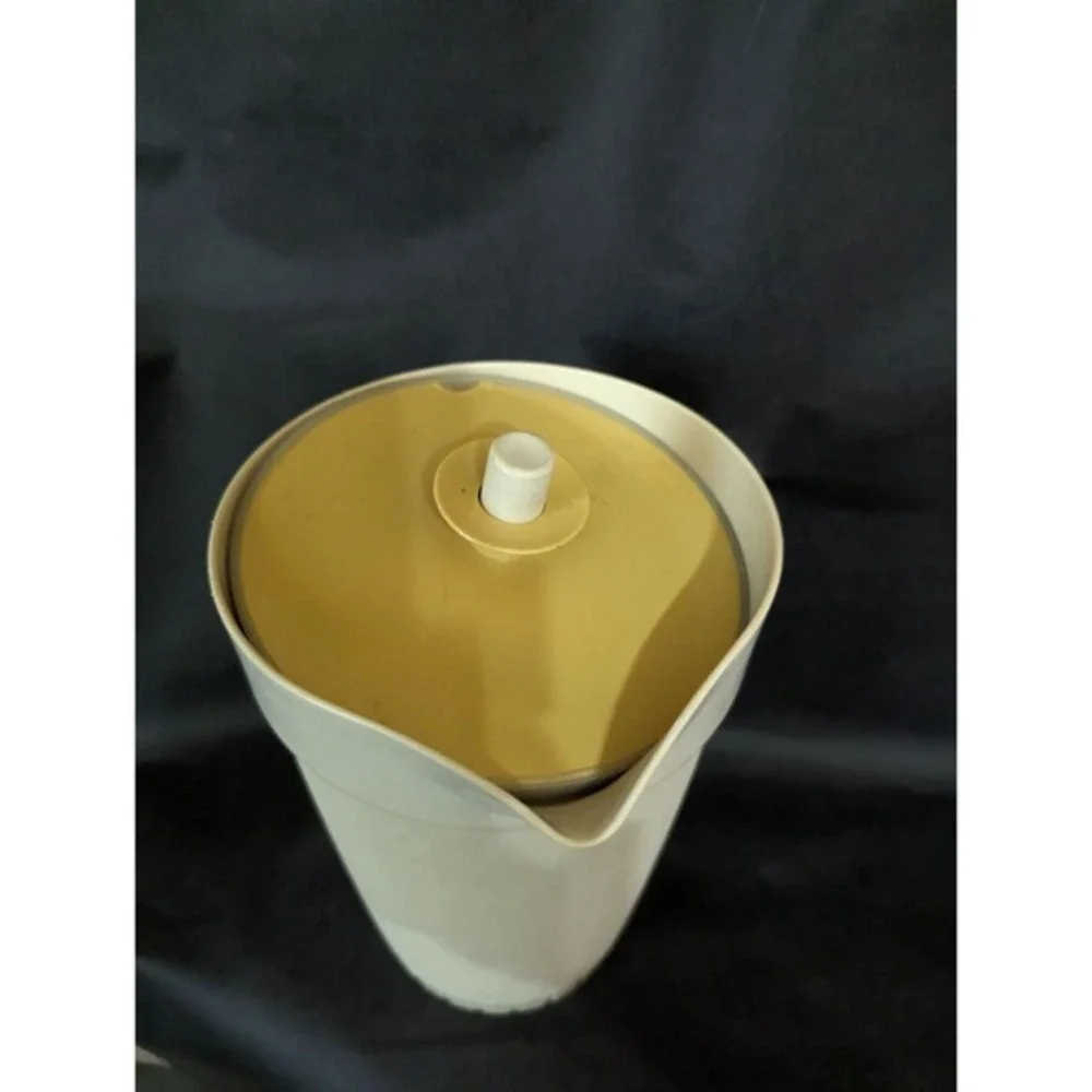Vintage Tupperware 800-8 Pitcher Almond Tan 2 Quart Push Button‎ Lid Floral 9in